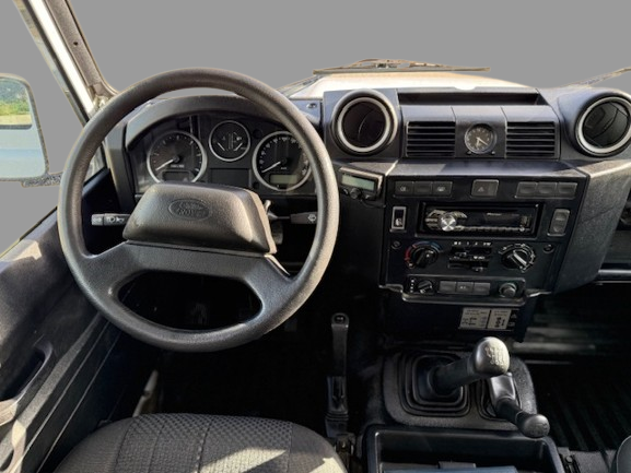 LAND ROVER DEFENDER lleno