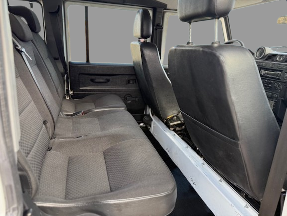 LAND ROVER DEFENDER lleno