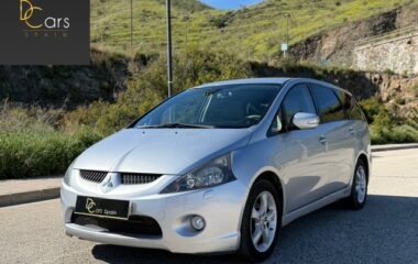MITSUBISHI GRANDIS 2.4 160cv Automatico 6 plazas