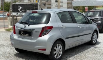 Toyota Yaris 1.3 ” Only 11.000 km” lleno