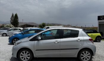 Toyota Yaris 1.3 ” Only 11.000 km” lleno