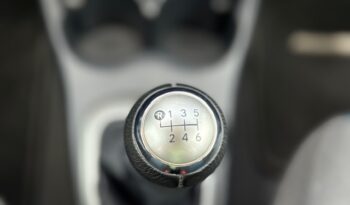 Toyota Yaris 1.3 ” Only 11.000 km” lleno