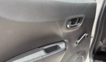 Toyota Yaris 1.3 ” Only 11.000 km” lleno