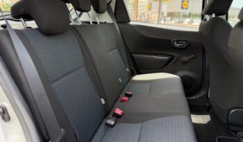 Toyota Yaris 1.3 ” Only 11.000 km” lleno
