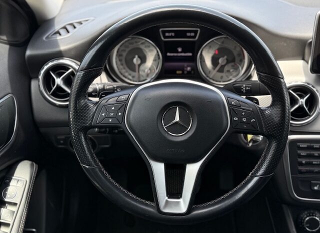 MERCEDES BENZ GLA 200 CDI AUTOMATICO lleno