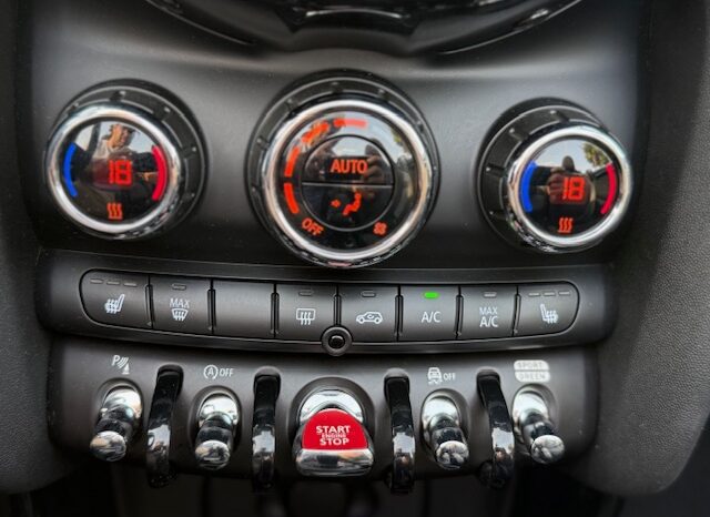MINI John Cooper Works Cabrio lleno