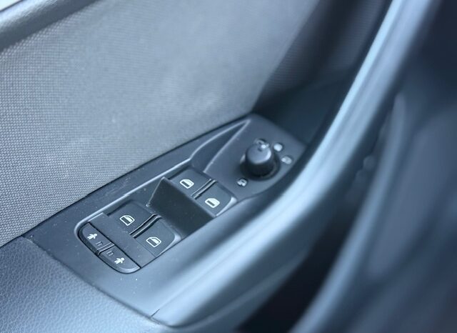 AUDI Q3 1.4 TFSI 150cv Stronic lleno