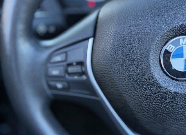 BMW 220dA Cabrio Sport lleno